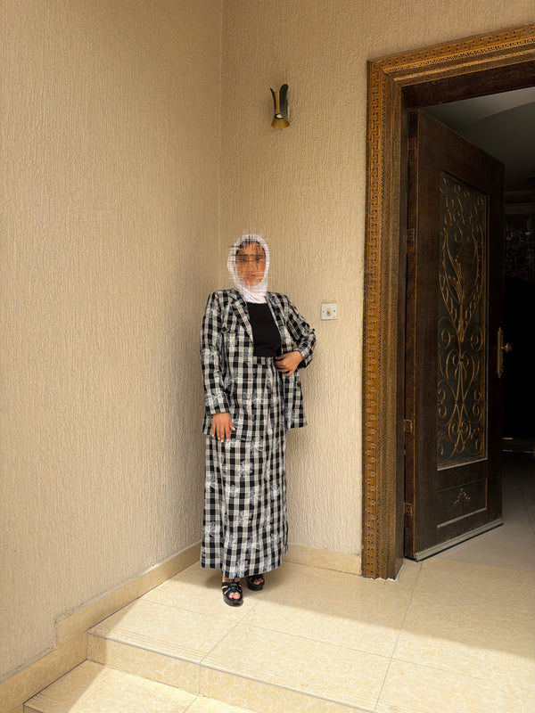 طقم كاروهات بقشة ورد — Floral gingham set