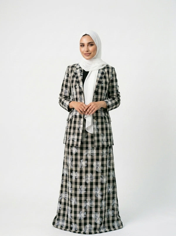 طقم كاروهات بقشة ورد — Floral gingham set
