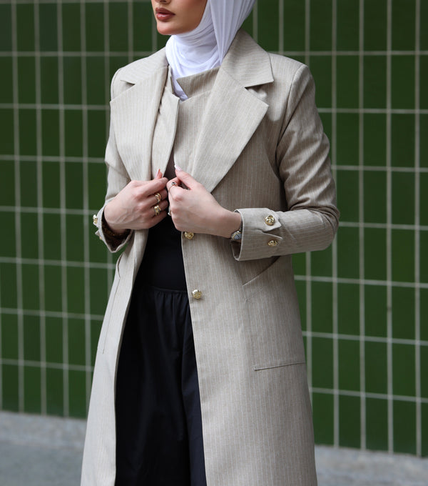 Malehat El-Del (Beige with White Lines)