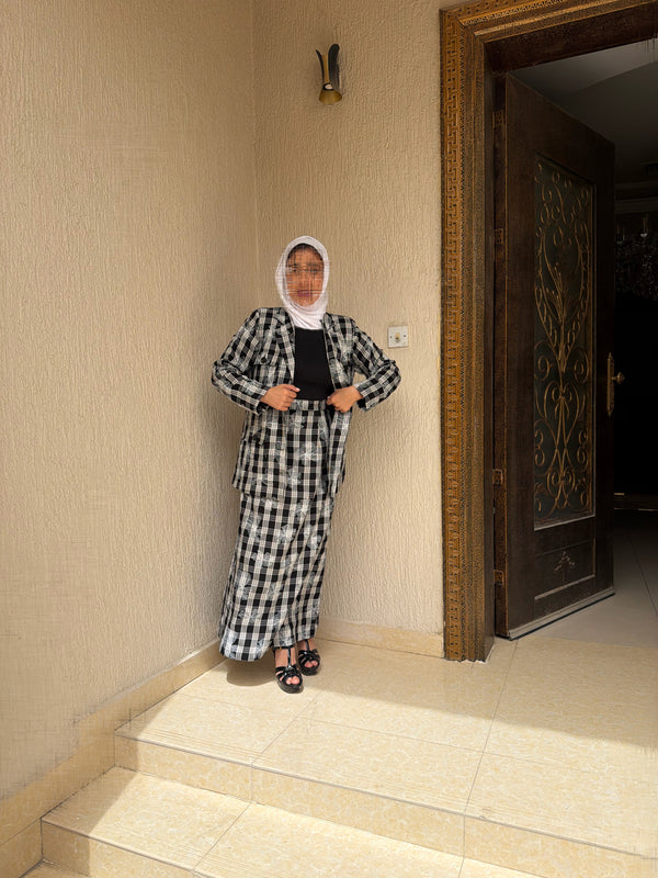 طقم كاروهات بقشة ورد — Floral gingham set